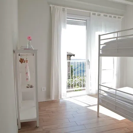 Διαμέρισμα La Cornice Sul Garda - Your
